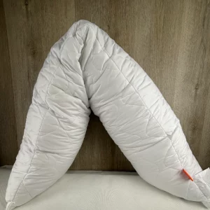 sleepling Seitenschläferkissen 40 x 145 cm, Body Pillow, langes Kissen mit Bezug aus 100?% Softer Mikrofaser, Schlafkissen Seitenschläfer, Füllmengengarantie, 60 Grad waschbar, Ökotex