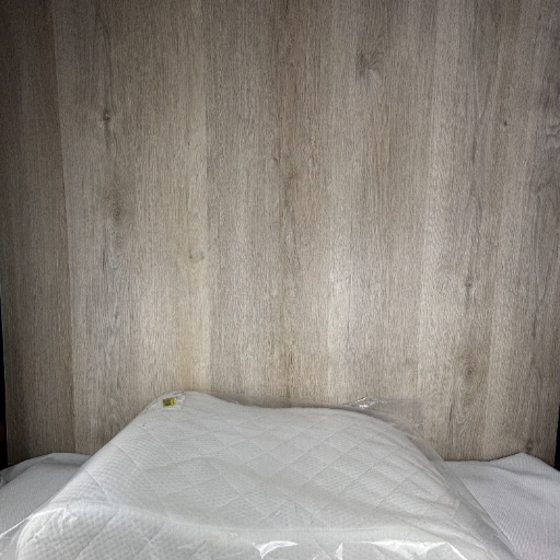 Traumnacht Medical orthopädisches Venenkissen zur druckstellenfreie Hochlagerung der Beine, Doppeltuchbezug aus Baumwolle, Öko-Tex zertifiziert, produziert nach deutschem Qualitätsstandard