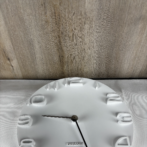 Karlsson KA5311WH Wanduhr On The Edge, weiß mit Zeiger, Chrom, Ø 42 cm