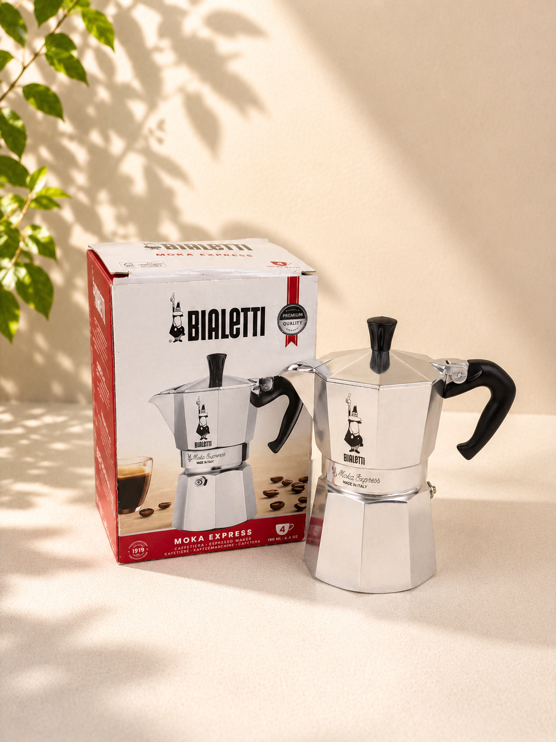 Bialetti - Moka Express: Ikonische Espressomaschine für die Herdplatte, macht echten Italienischen Kaffee, Moka-Kanne 4 Tassen (190 ml), Aluminium, Silber