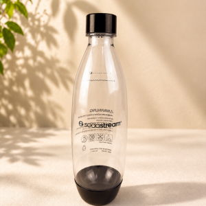 SodaStream 0,8L BPA-freie FUSE Kunststoffflasche schwarz | Spülmaschinengeeignet | Kompatibel mit DUO, E-DUO, Terra, uvm.