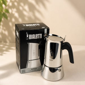 Bialetti - Neue italienische Espressomaschine Venus Induction aus Edelstahl, geeignet für alle Arten von Tellern, 4 Kaffeetassen (170 ml), Silber