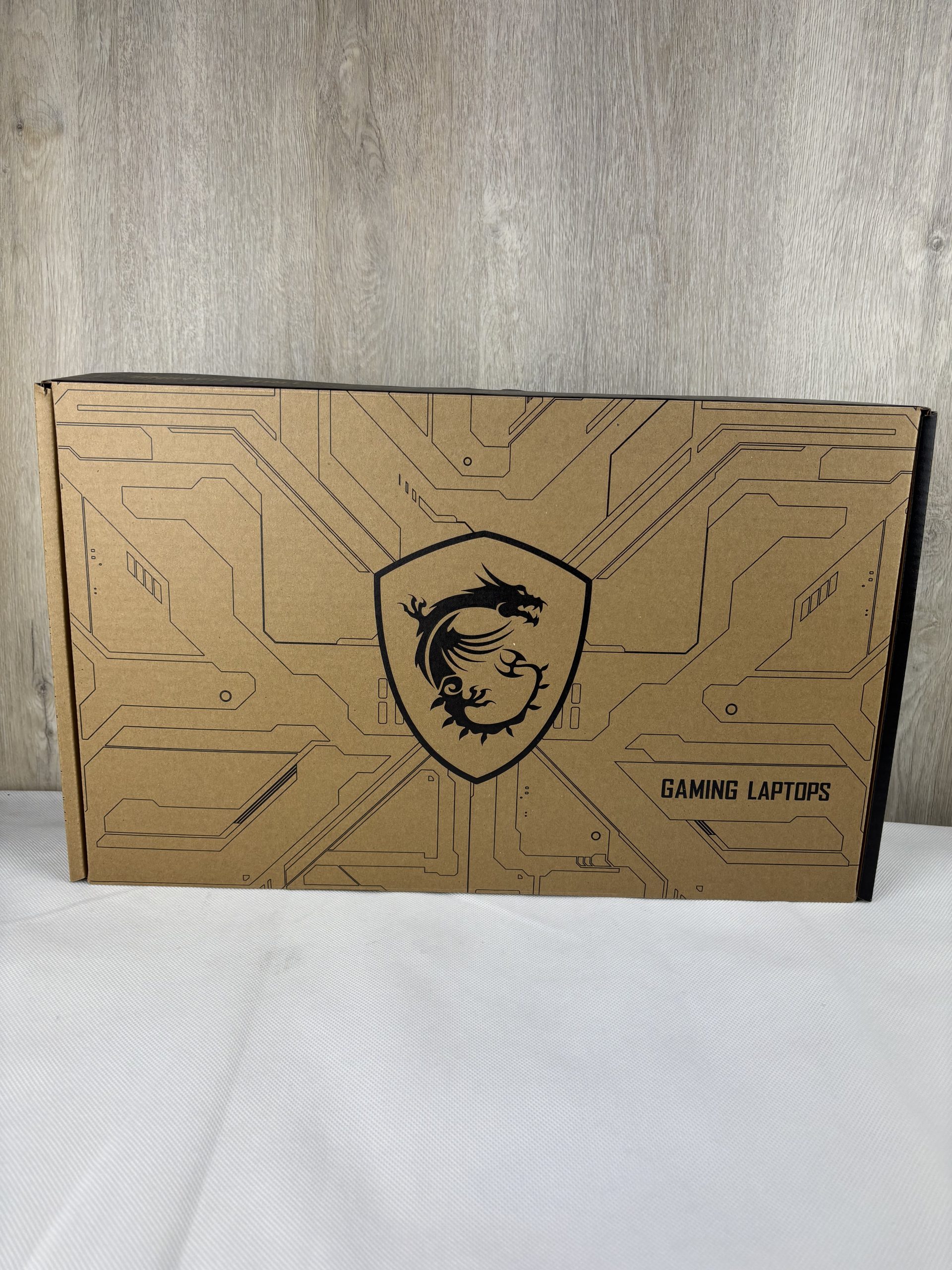 MSI Sword 17 HX, Gaming Laptop, 17,0" FHD+, Intel Core i7 Prozessor 14650HX, 16 GB DDR5-5600 RAM, 1 TB, NVIDIA GeForce RTX 4060, Windows 11 Home – Bild 2